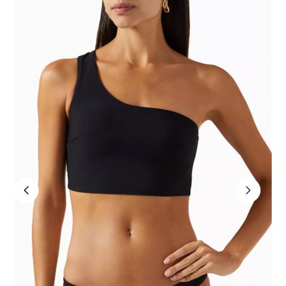 BONDI BORN Other - BONDI BORN Ollie Bikini Top in Black Sculpteur Fabric Womens Size M Vacation EUC